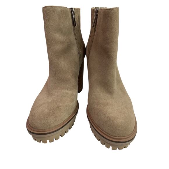 Size 6M Vince Camuto Womens Heeled Booties Truffle Taupe Suede Ernessa - Picture 4 of 13
